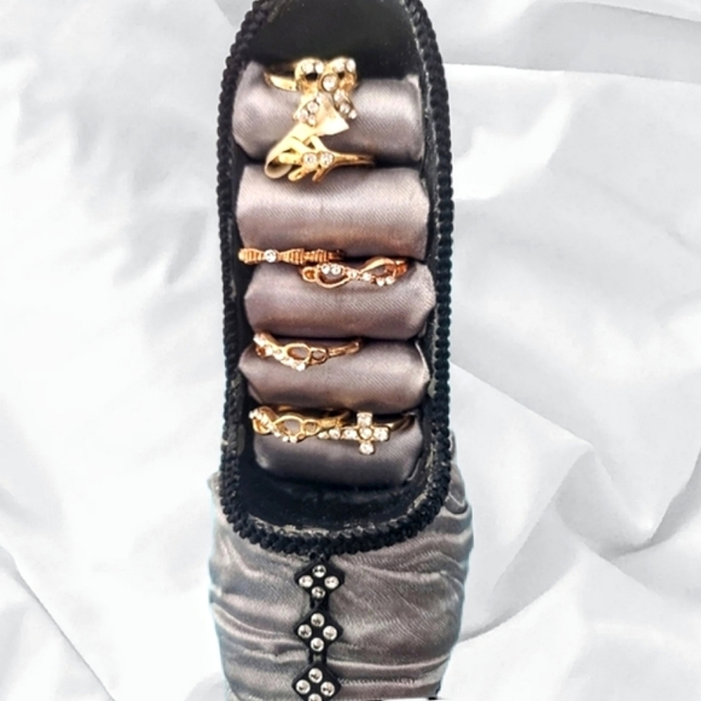 Choice of 3 Midi Rings